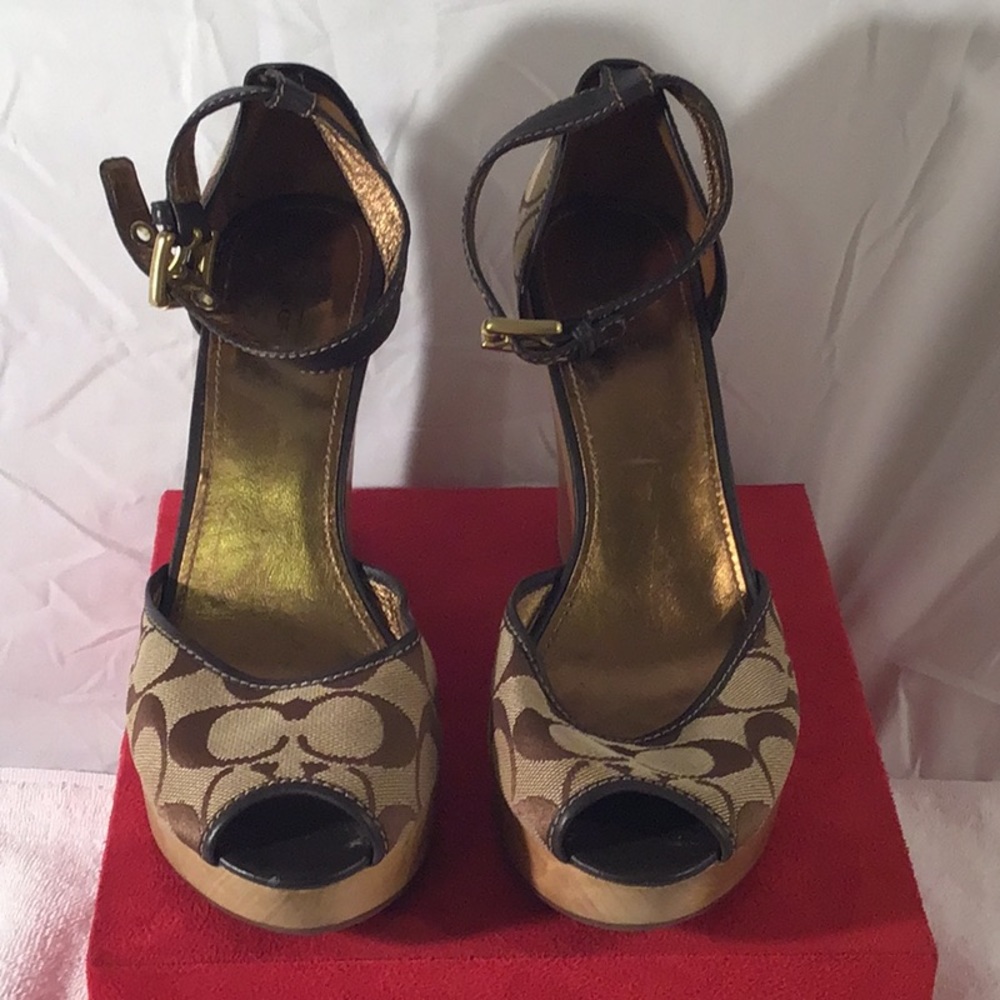 🌼Vintage 90’s 🌼 Coach wood wedges size 9 - Picture 2 of 4